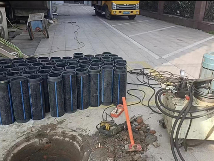 任丘PE置换管厂家 DN315置换管 非开挖管短管置换